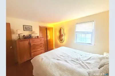 27 Manila Avenue, Woodbridge, CT 06525 - Photo 6