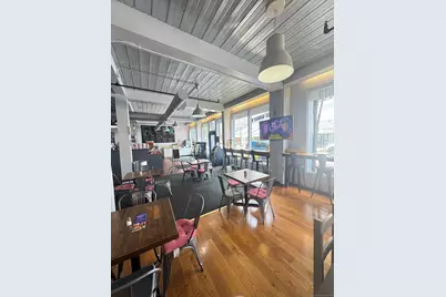 Madeira Cafe Fairfield Avenue #295, Bridgeport, CT 06604 - Photo 24