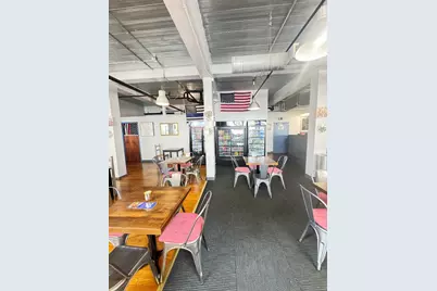 Madeira Cafe Fairfield Avenue #295, Bridgeport, CT 06604 - Photo 26