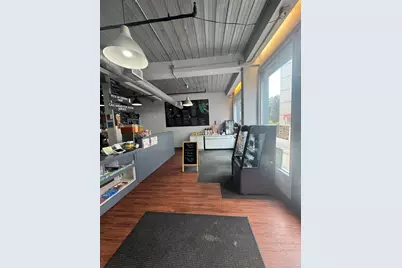 Madeira Cafe Fairfield Avenue #295, Bridgeport, CT 06604 - Photo 30