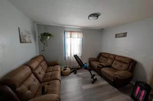 56 Catherine St, Hartford, CT 06106 - Photo 6