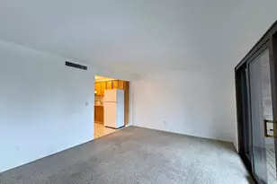 204 Towne House Rd, Hamden, CT 06514 - Photo 6