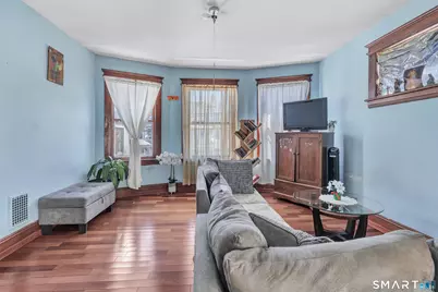 619 Brooks Street, Bridgeport, CT 06608 - Photo 16