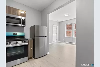 31 Whittier Street, Bridgeport, CT 06605 - Photo 2