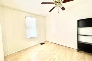 128 Franklin St, Waterbury, CT 06706 - Photo 12