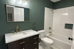 318 Carriage Crossing Ln, Middletown, CT 06457 - Photo 12