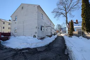 60 Catherine St, Hartford, CT 06106 - Photo 2