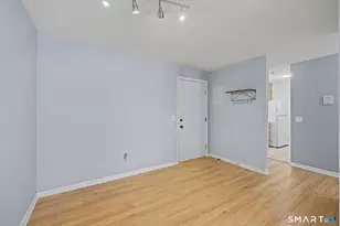 34 A Padanaram Rd, Danbury, CT 06811 - Photo 4