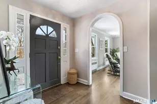 8 Iris Ln, Westport, CT 06880 - Photo 4