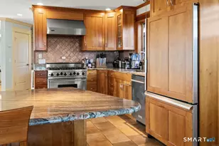 4 Point Rd, Old Saybrook, CT 06475 - Photo 10