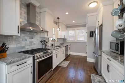 206 Highland Avenue, West Haven, CT 06516 - Photo 8