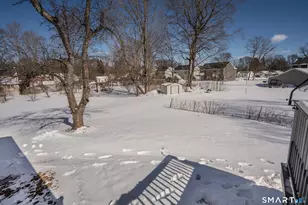 54 Fairlane Dr, New Britain, CT 06053 - Photo 18