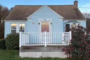115 Saltonstall Pkwy, East Haven, CT 06512 - Photo 1