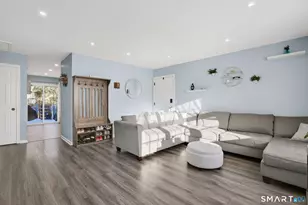 81 Founders Village, Clinton, CT 06413 - Photo 6