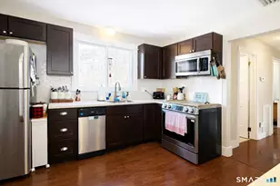 32 Parker St, Enfield, CT 06082 - Photo 6