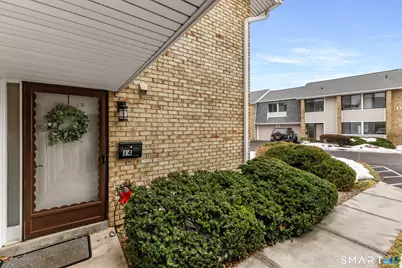 199 Gregory Boulevard #I4, Norwalk, CT 06855 - Photo 2