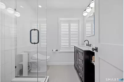 8 Elmcrest Terrace #100, Norwalk, CT 06850 - Photo 10