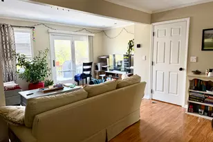 133 Clearview Ct, Derby, CT 06418 - Photo 2