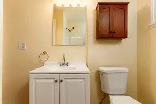 45 McKenna Dr, Middletown, CT 06457 - Photo 16