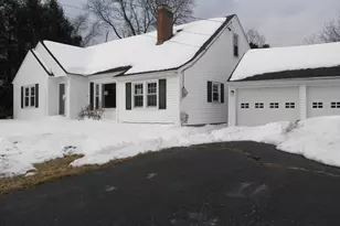 31 Woodland Dr, Norwich, CT 06360 - Photo 2