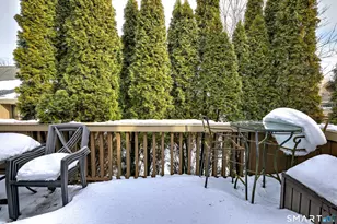 483 Commanche Ln, Stratford, CT 06614 - Photo 8