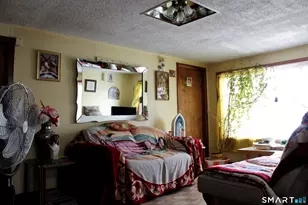 76 West St, New Britain, CT 06051 - Photo 10