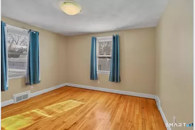 50 Davis Road, East Hartford, CT 06118 - Photo 18