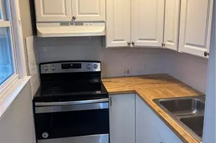 26 Mt Pleasant St, Derby, CT 06418 - Photo 6