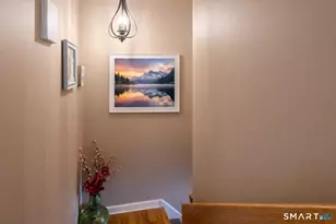 237 Blueberry Ln, Branford, CT 06405 - Photo 14