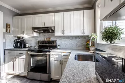 237 Blueberry Lane #237, Branford, CT 06405 - Photo 6