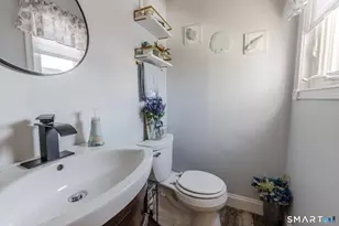 237 Blueberry Ln, Branford, CT 06405 - Photo 10