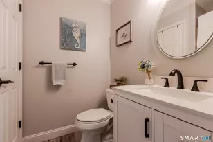 237 Blueberry Ln, Branford, CT 06405 - Photo 20