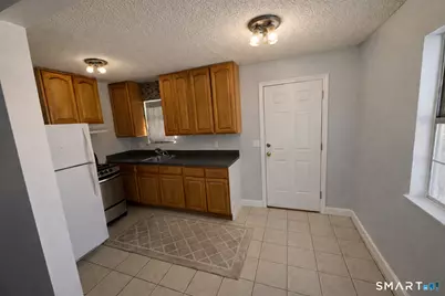 44 Abcd Angel Drive, Waterbury, CT 06708 - Photo 4