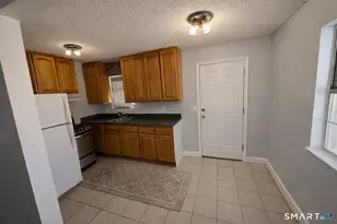 44 Abcd Angel Dr, Waterbury, CT 06708 - Photo 4