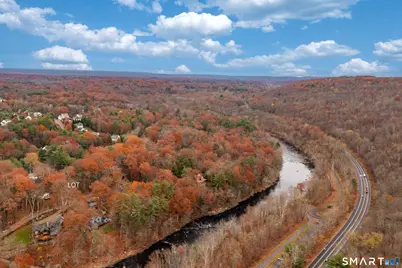 28 Sepous Road, Avon, CT 06001 - Photo 4