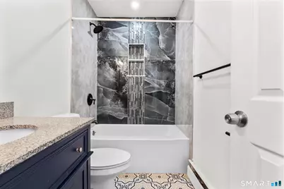 45 Birdsey Street, Bridgeport, CT 06610 - Photo 14