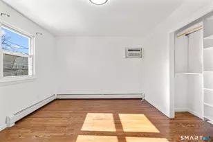 45 Birdsey St, Bridgeport, CT 06610 - Photo 20