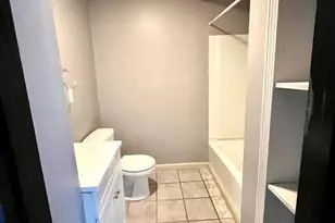 7 Market Ln, Thompson, CT 23677 - Photo 8