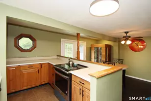 440 Dunbar Hill Rd, Hamden, CT 06514 - Photo 8