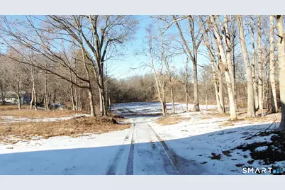 20 Apothecaries Hall Road, East Windsor, CT 06016 - Photo 2