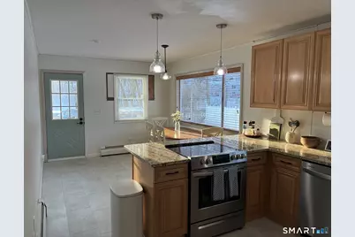 4 Shady Rest Boulevard, Newtown, CT 06482 - Photo 6