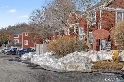 7 Dean Street #3-304, Danbury, CT 06810 - Photo 1