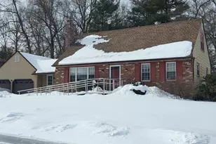 29 Eastgate Ln, Enfield, CT 06082 - Photo 4