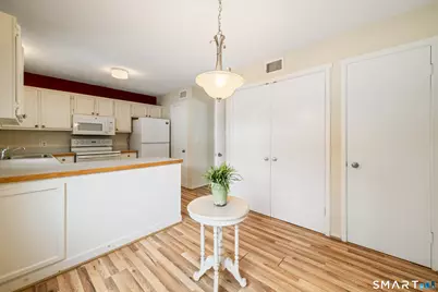 972 Heritage Village #B, Southbury, CT 06488 - Photo 12