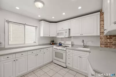 30 Burritt Avenue, Norwalk, CT 06854 - Photo 8