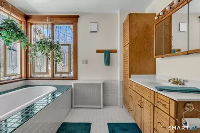 252 Alden Avenue, New Haven, CT 06515 - Photo 22