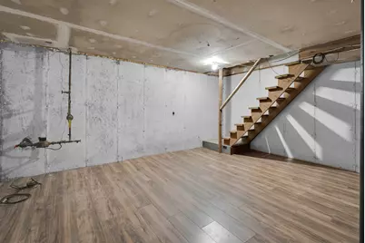 220 Blakeslee Street #220, Bristol, CT 06010 - Photo 18