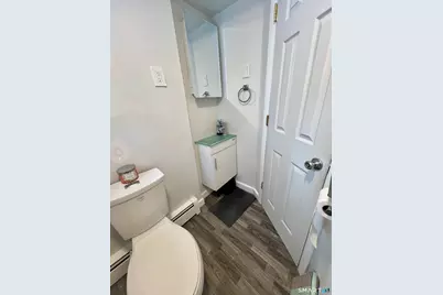 25 Greenlawn Street, East Hartford, CT 06108 - Photo 20