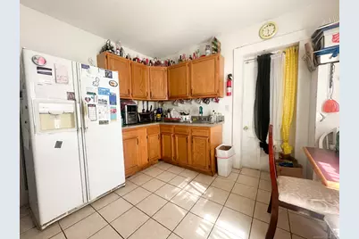 700 Laurel Avenue, Bridgeport, CT 06604 - Photo 6