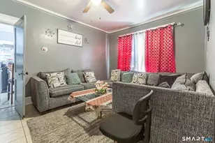 34 Adams St, Hartford, CT 06112 - Photo 4